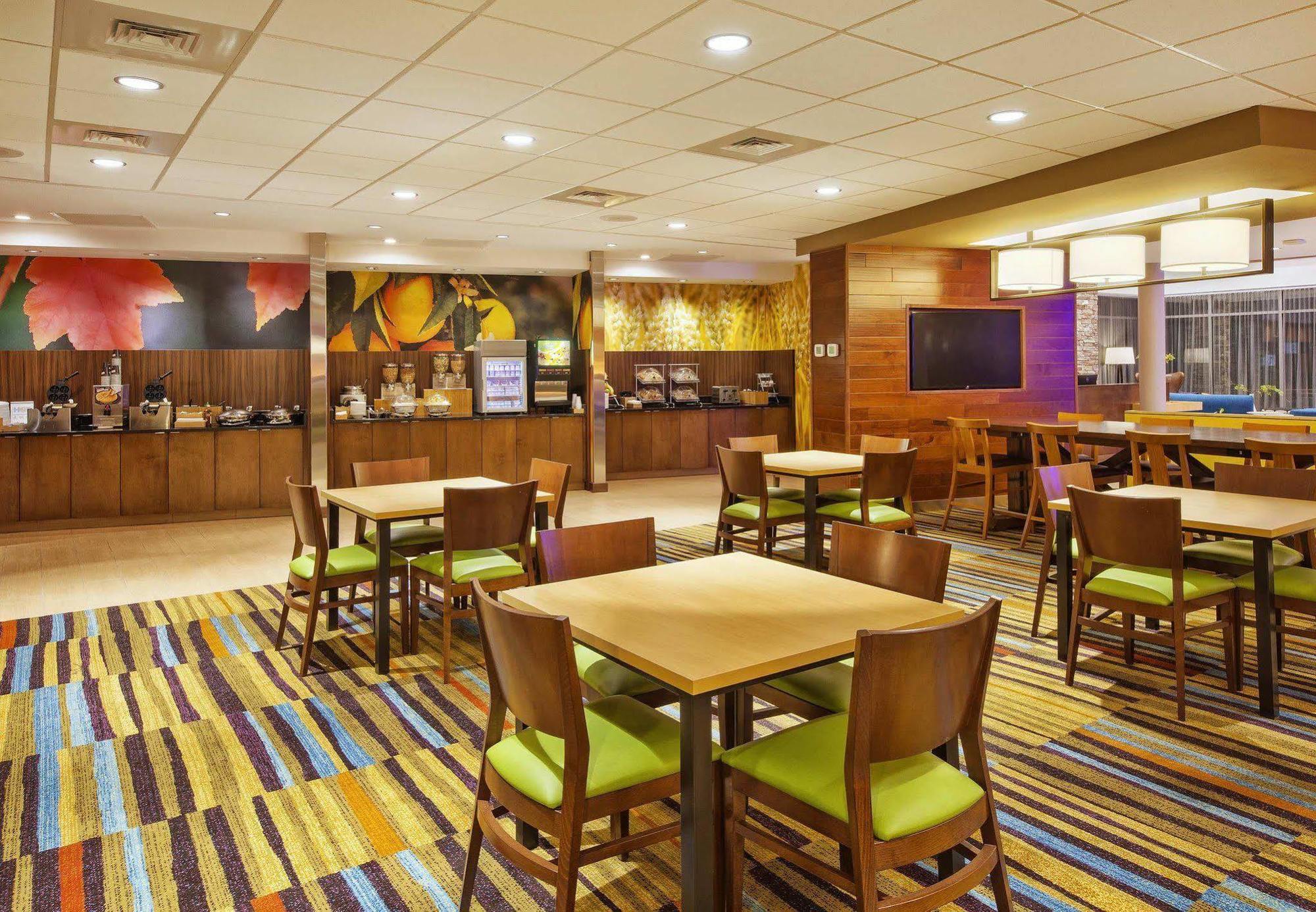 Fairfield Inn & Suites By Marriott Plattsburgh  Kültér fotó